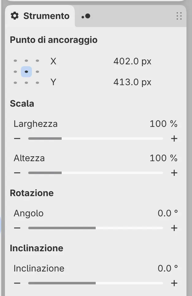 Il pannello Strumento durante una trasformazione, con Punto di ancoraggio, Scala, Rotazione e Inclinazione.