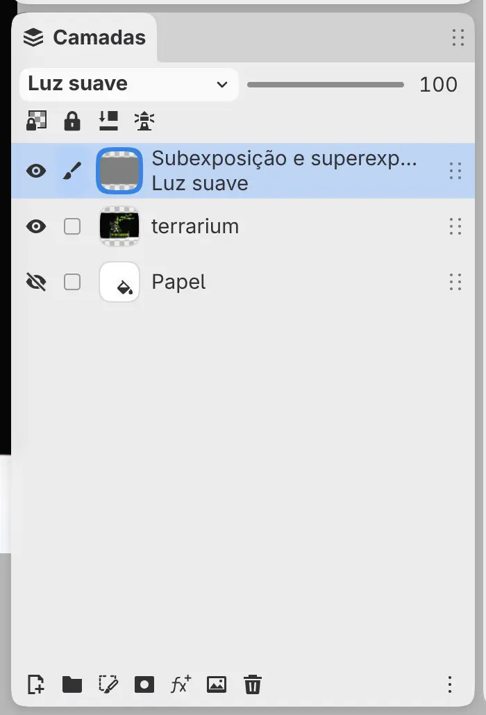 O painel Camadas com uma camada Subexposição e superexposição acima da foto do terrário.